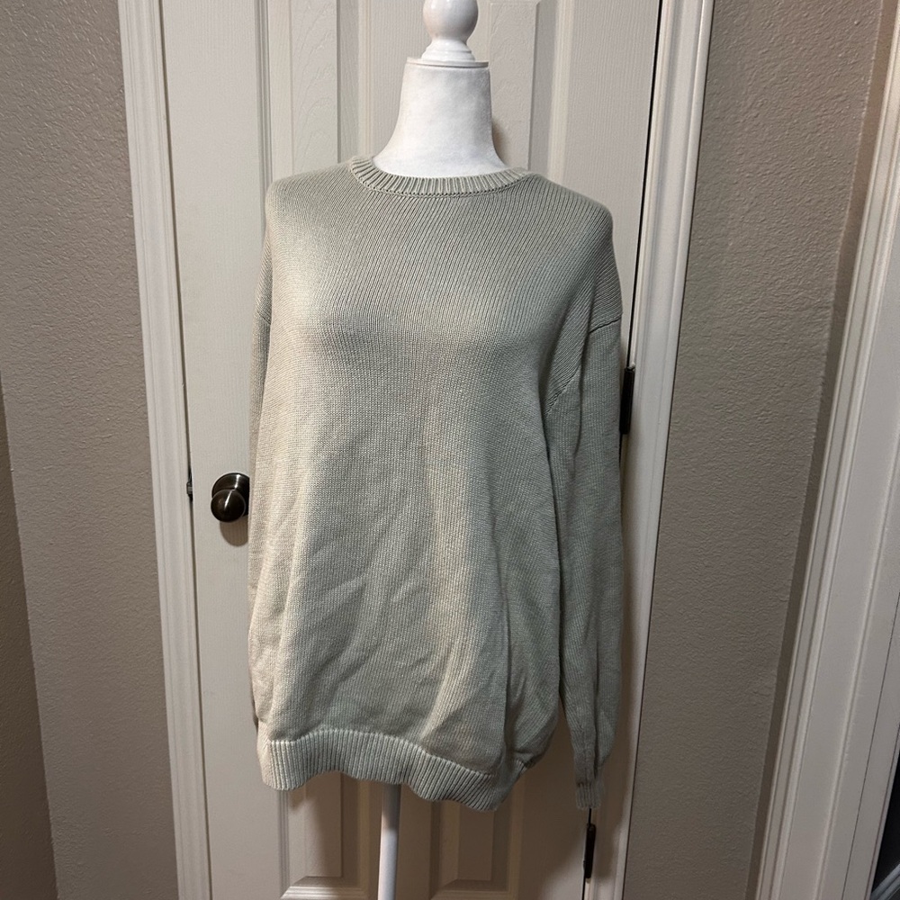 Brandy Melville Light Gray/mint Crewneck Sweater